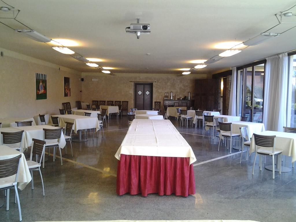 Hotel & Residence La Sibilla Cusiana Pettenasco Bagian luar foto